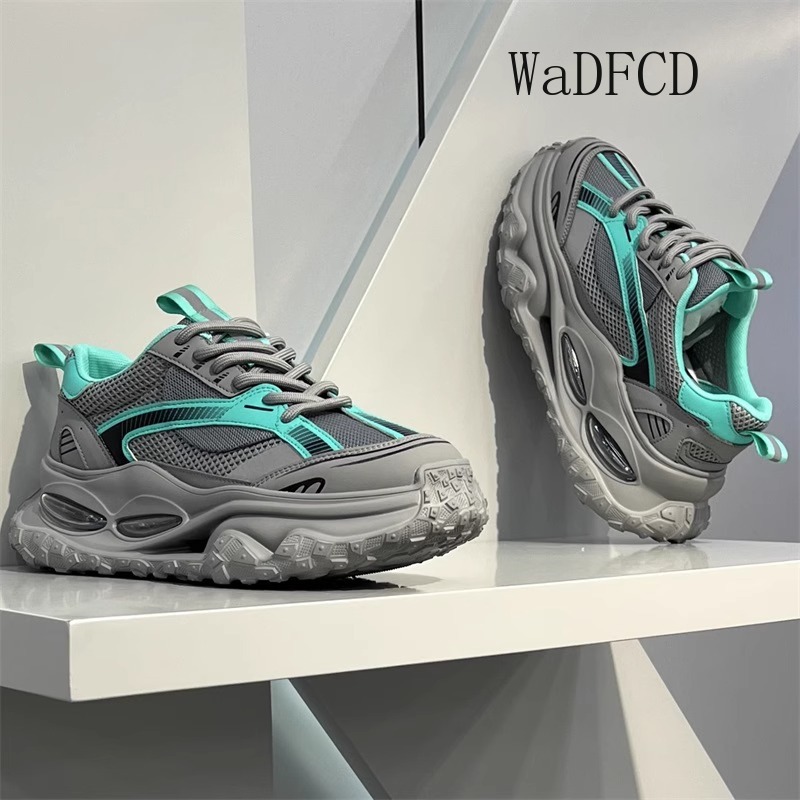 Sneaker Chunky Sepatu Olahraga - Crossfit Hard ulasan dan harga